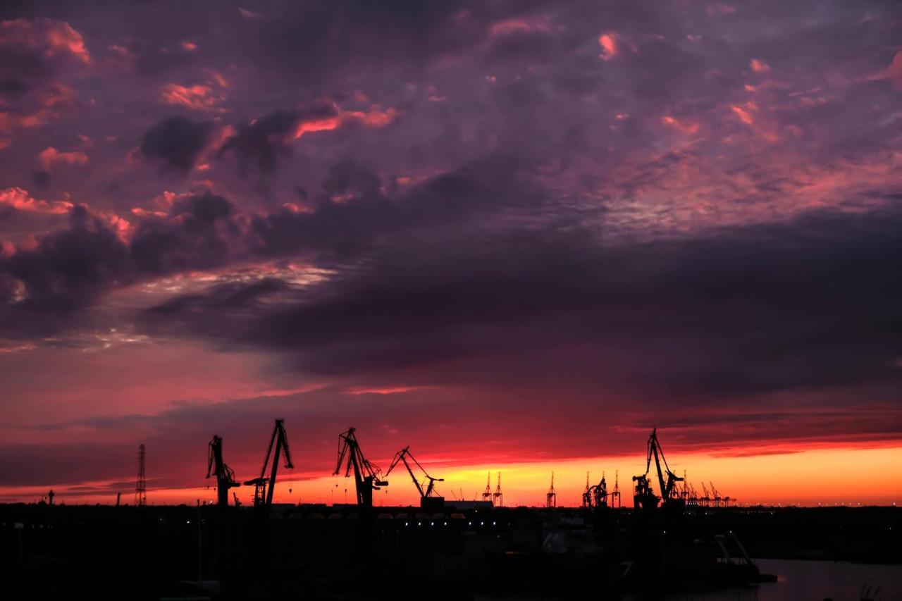 Sunrise Home W Sercu Gdanska Bagian luar foto