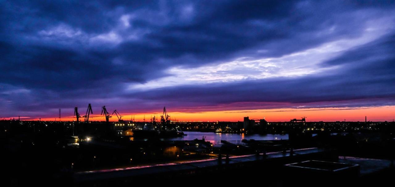 Sunrise Home W Sercu Gdanska Bagian luar foto